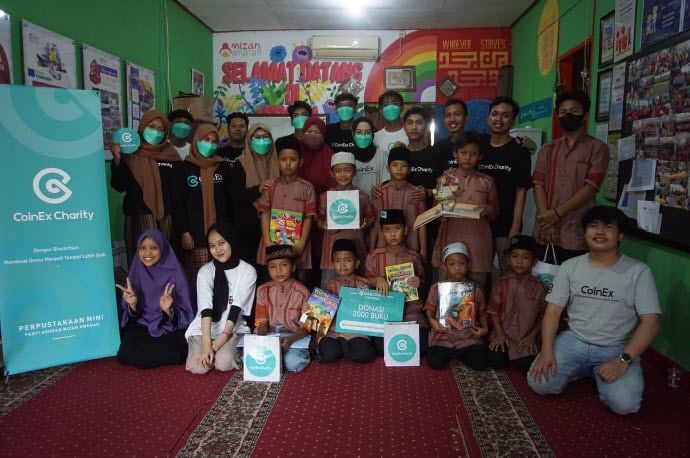 CoinEx Charity Book Donation Worldwide | ของขวัญสุดพิเศษสำหรับวันเด็กสากลพร้อมหนังสือกว่า 10,000 เล่ม