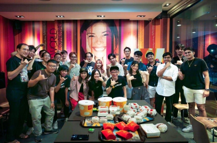 "ฉันรัก MEME"! งาน MemeDay ของ Memeland มีผู้เข้าร่วมกว่า 400 คน ที่ร้าน McDonald's 10 แห่งทั่วโลก
