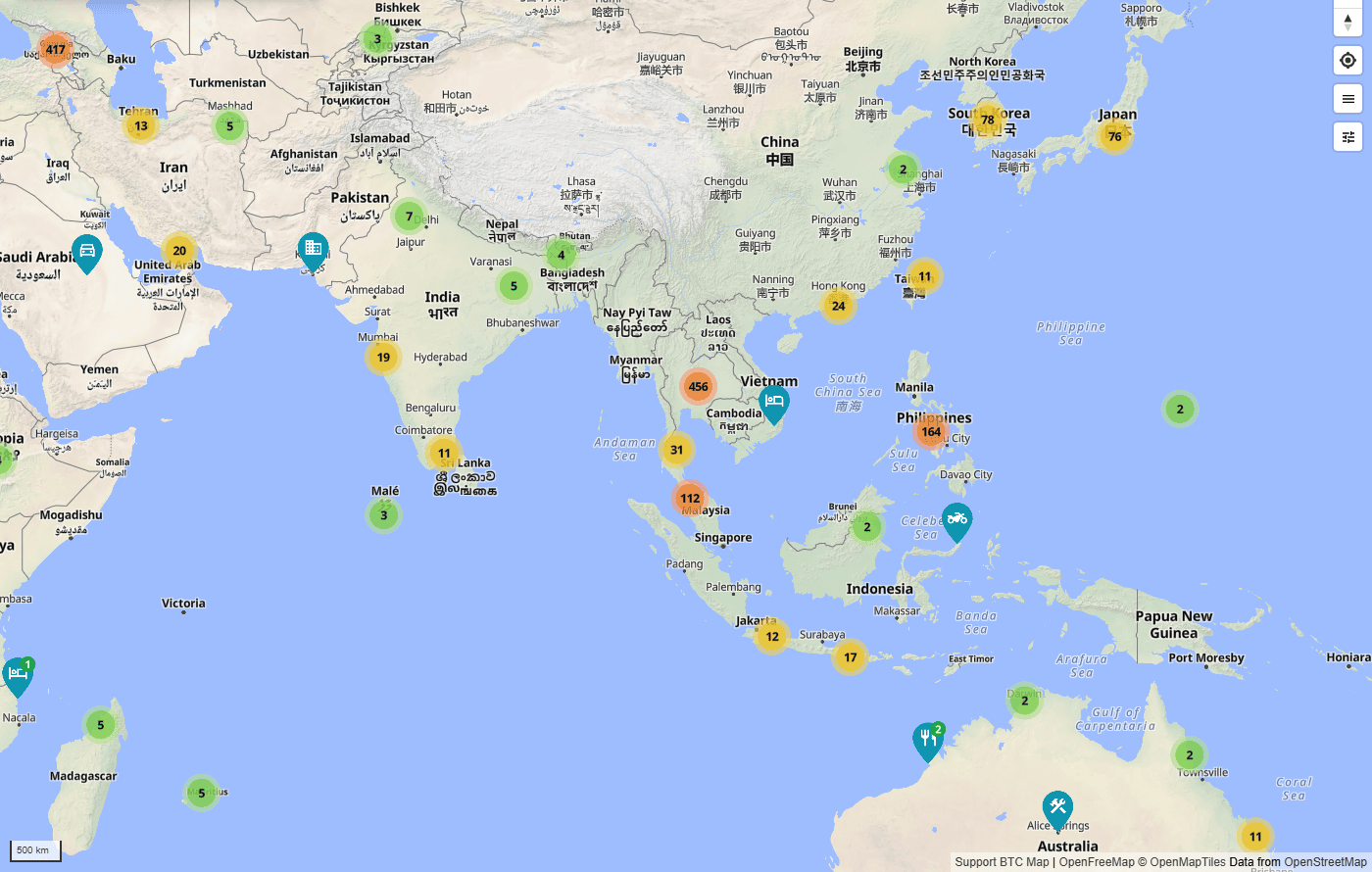 แผนที่ BTC Map โซนเอเชีย แสดงกลุ่มจุดที่รับ Bitcoin พร้อมจำนวนในแต่ละบริเวณ