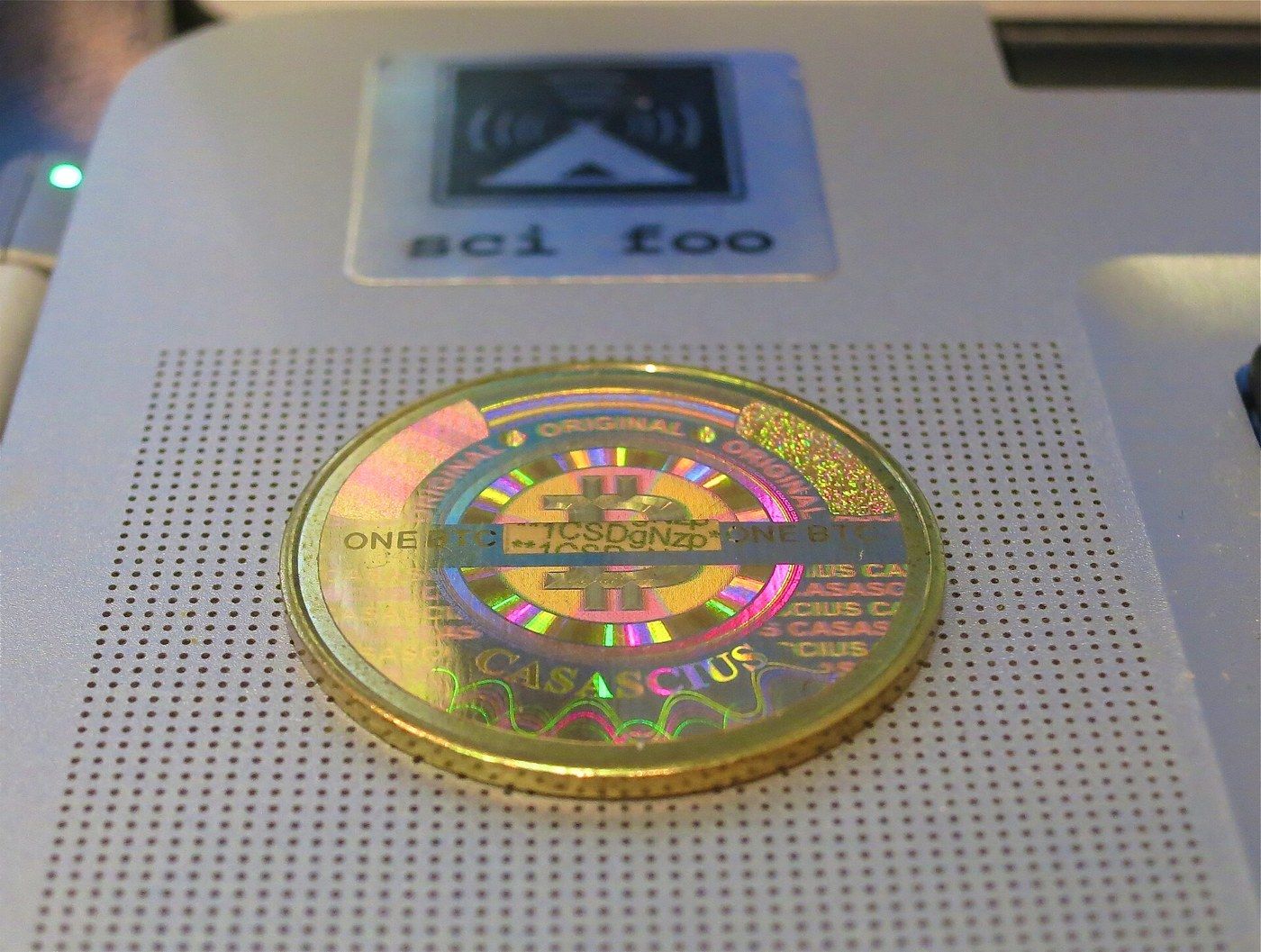 เหรียญ Casascius ถ่ายเมื่อ 15 มกราคม 2013
