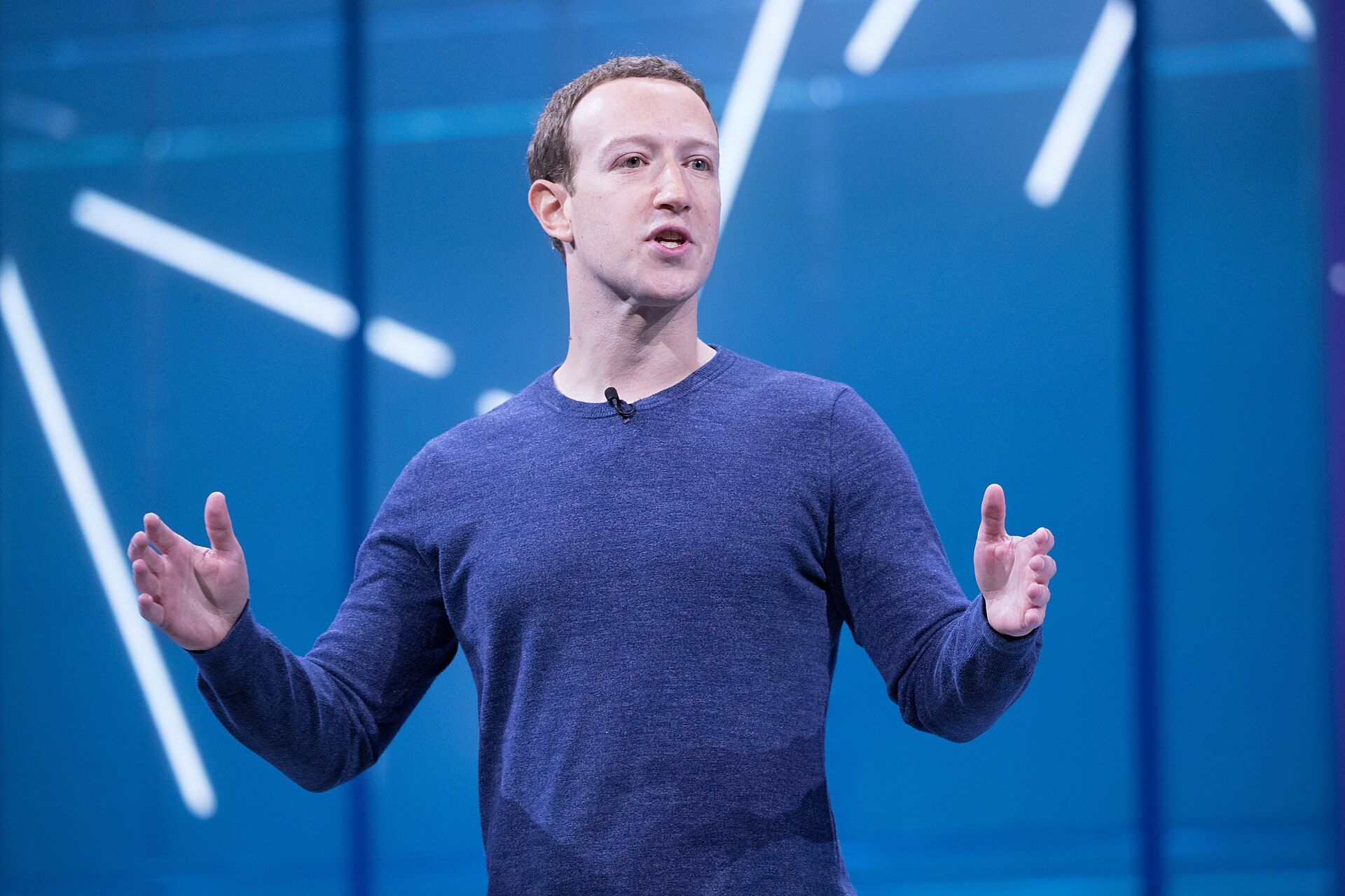 Mark Zuckerberg ขึ้นเวทีงาน F8 ปี 2018 หลังเรื่อง Cambridge Analytica